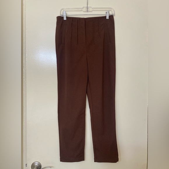 Brown High-Waisted Cropped Trousers - Picture 4 of 7